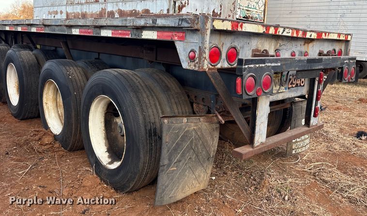 image for item DT4995 1998 Fontaine TP-4-4881SL flatbed trailer