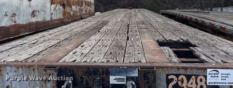 image for item DT4995 1998 Fontaine TP-4-4881SL flatbed trailer