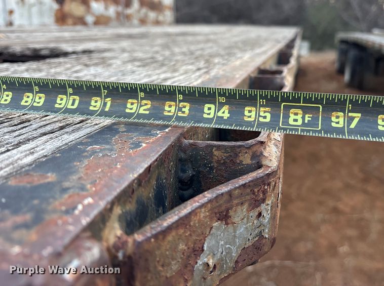 image for item DT4995 1998 Fontaine TP-4-4881SL flatbed trailer