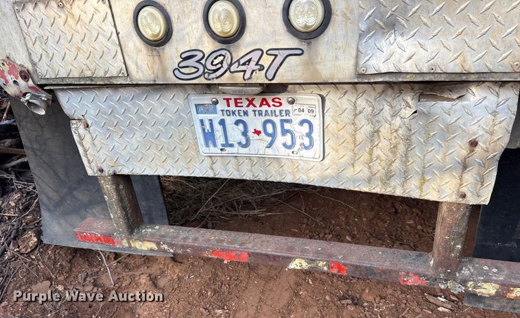 image for item DT4996 1992 Reitnouer flatbed trailer