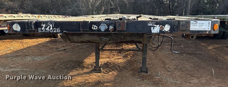 image for item DT4997 2000 Lufkin EXT 48/80 flatbed trailer