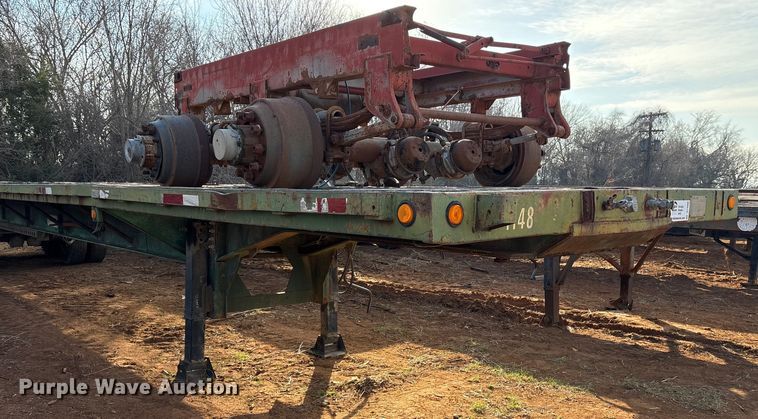 image for item DT4998 1986 Transcraft ETL-48-80 extendable flatbed trailer