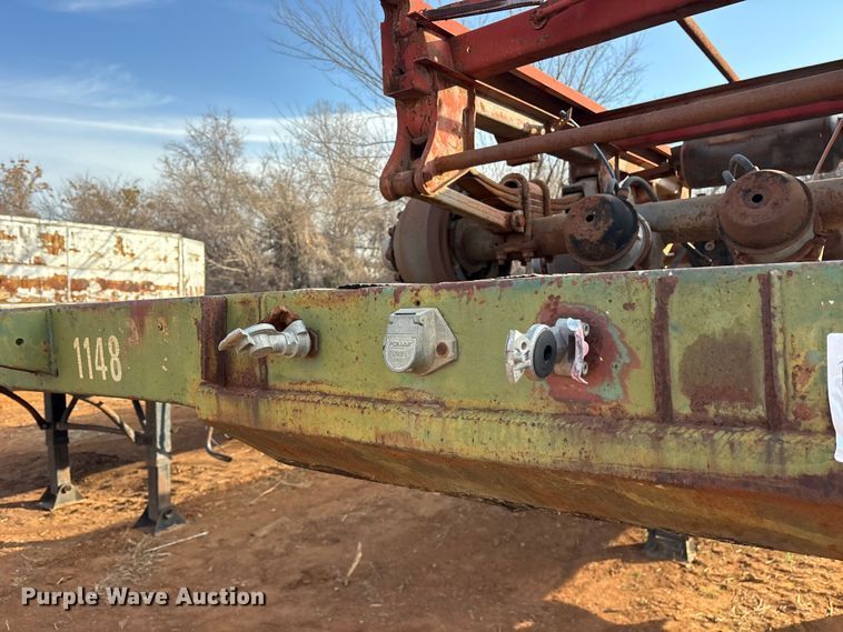 image for item DT4998 1986 Transcraft ETL-48-80 extendable flatbed trailer