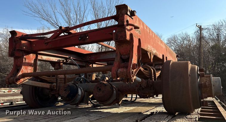 image for item DT4998 1986 Transcraft ETL-48-80 extendable flatbed trailer