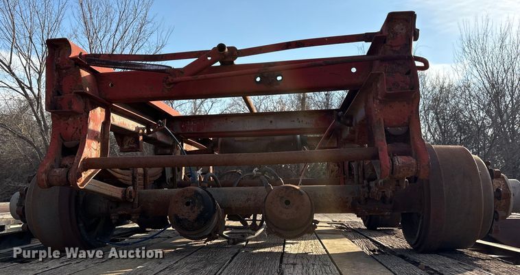 image for item DT4998 1986 Transcraft ETL-48-80 extendable flatbed trailer