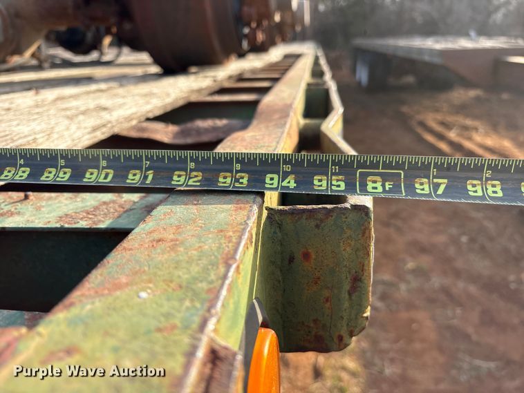 image for item DT4998 1986 Transcraft ETL-48-80 extendable flatbed trailer