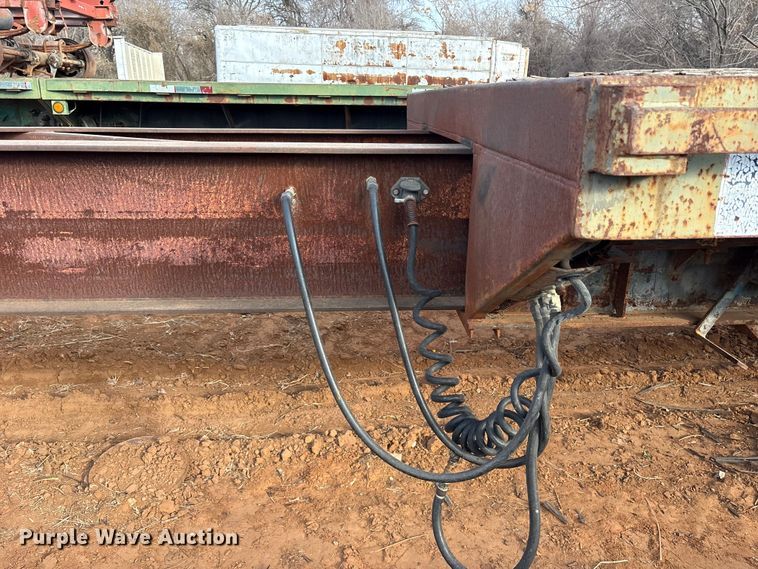 image for item DT4999 1987 Great Dane EXT-45-75 extendable flatbed trailer