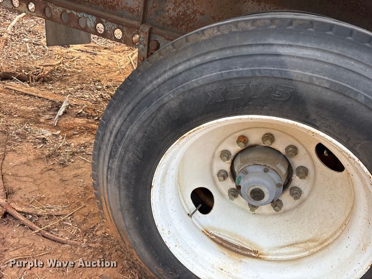 image for item DT4999 1987 Great Dane EXT-45-75 extendable flatbed trailer