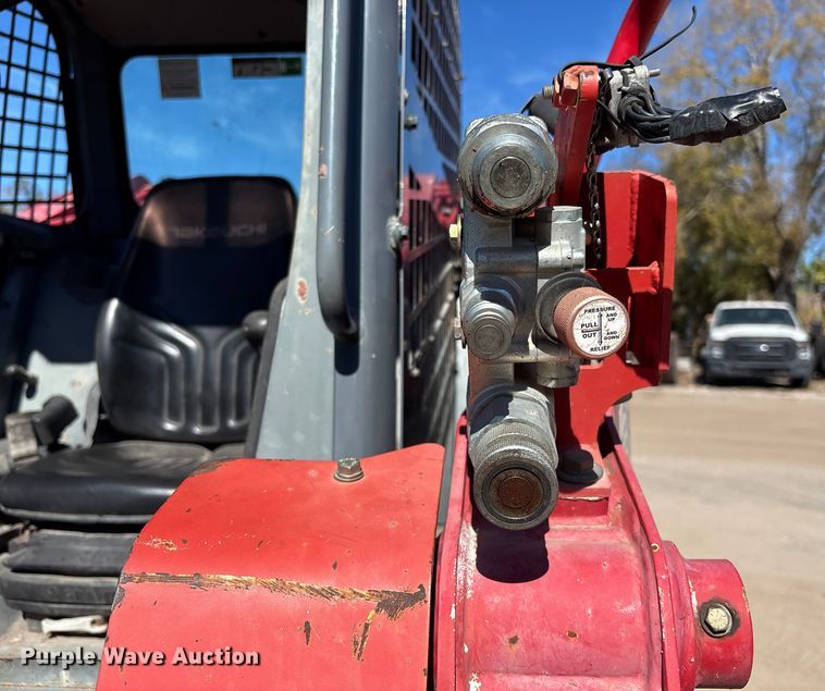 image for item DU0378 2019 Takeuchi TL12V2 tracked skid steer loader