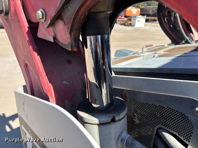 image for item DU0378 2019 Takeuchi TL12V2 tracked skid steer loader