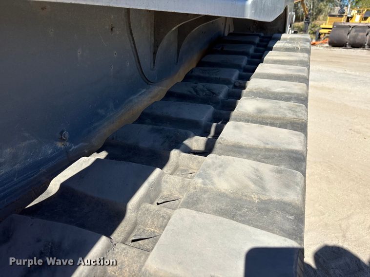 image for item DU0378 2019 Takeuchi TL12V2 tracked skid steer loader