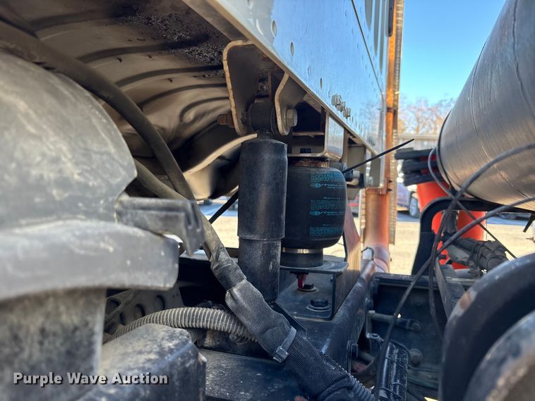 image for item DU0380 2012 Freightliner Business Class M2 sewer jetter truck