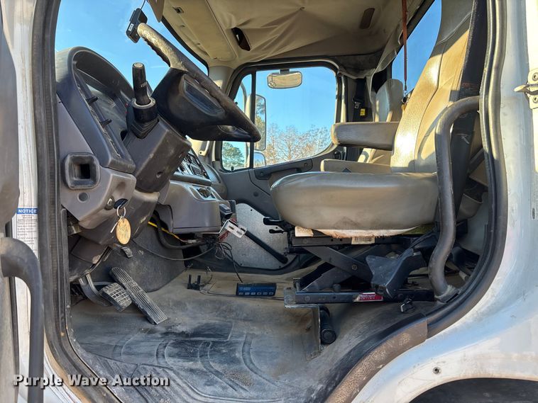 image for item DU0380 2012 Freightliner Business Class M2 sewer jetter truck