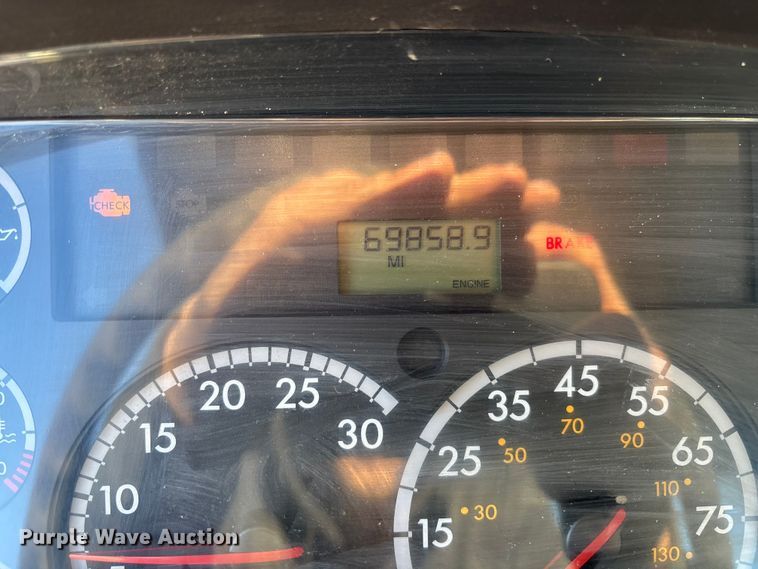 image for item DU0380 2012 Freightliner Business Class M2 sewer jetter truck