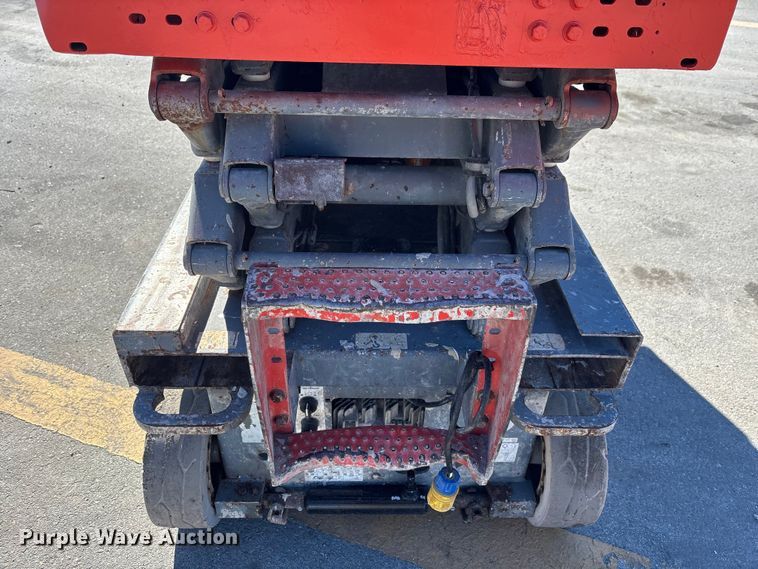 image for item DU0383 Skyjack SJIII 3219 scissor lift