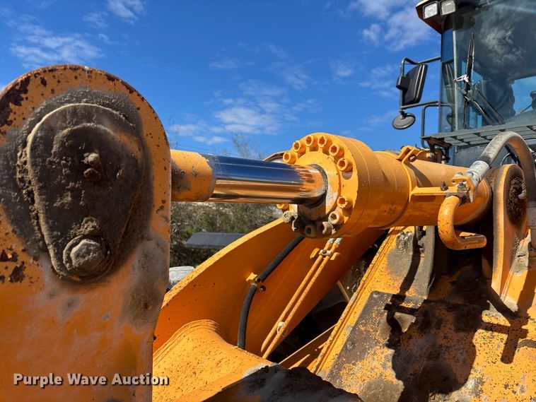 image for item DU0384 Hyundai HL970 wheel loader