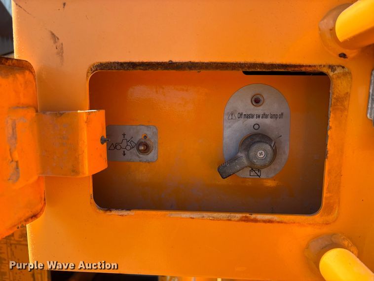 image for item DU0384 Hyundai HL970 wheel loader