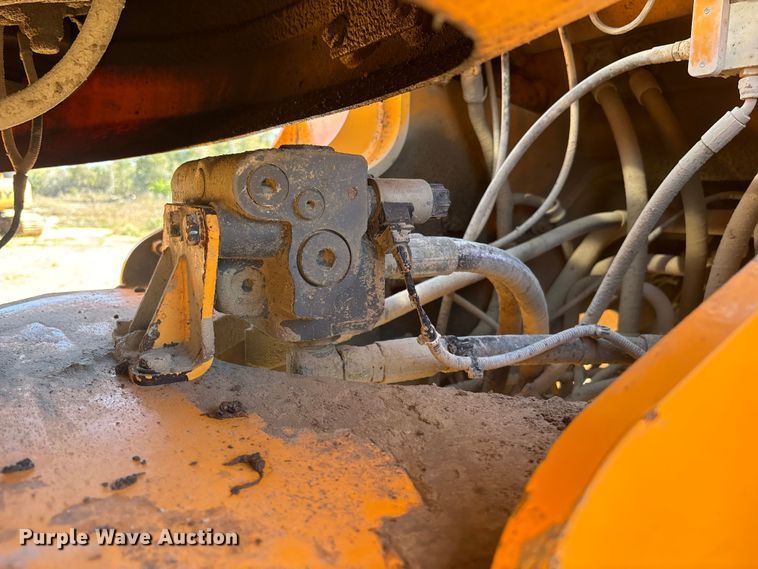 image for item DU0384 Hyundai HL970 wheel loader