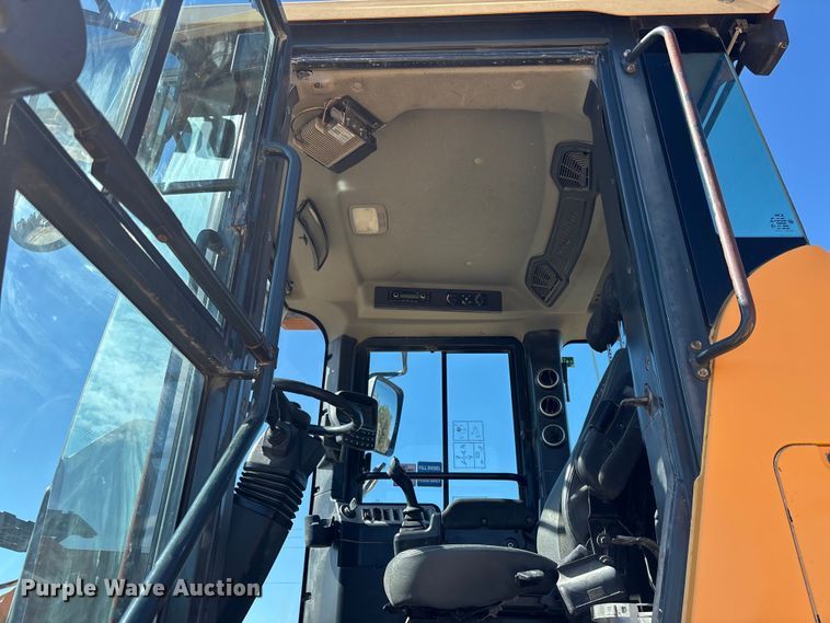 image for item DU0384 Hyundai HL970 wheel loader