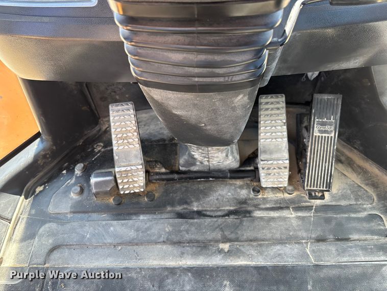 image for item DU0384 Hyundai HL970 wheel loader