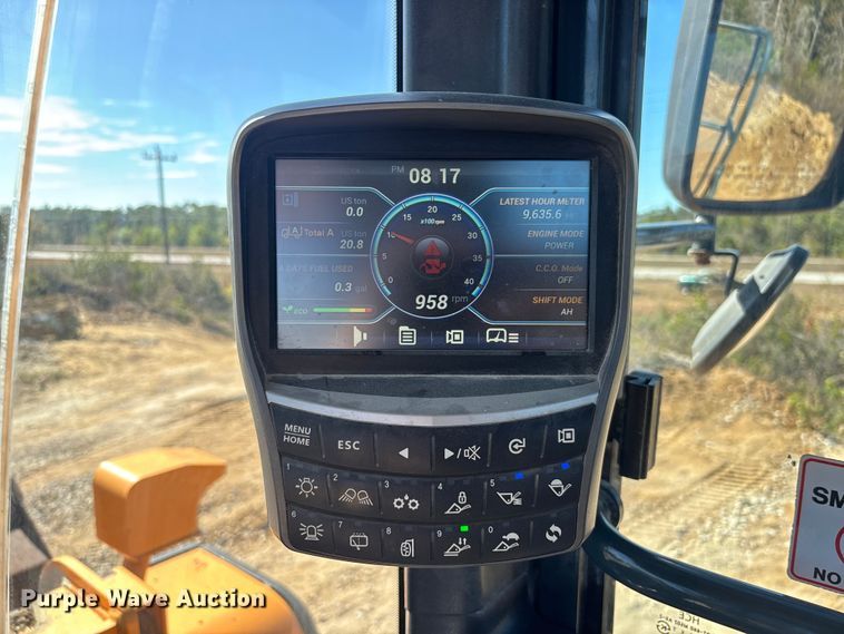 image for item DU0384 Hyundai HL970 wheel loader