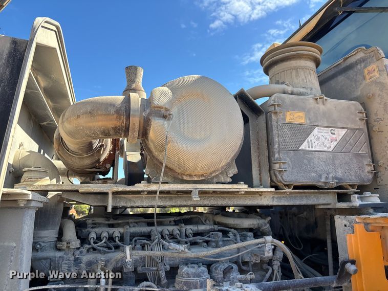 image for item DU0384 Hyundai HL970 wheel loader