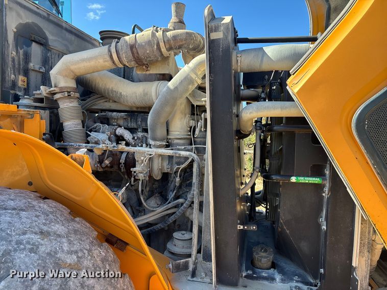 image for item DU0384 Hyundai HL970 wheel loader