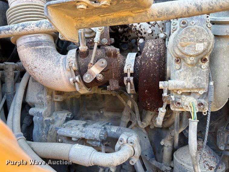 image for item DU0384 Hyundai HL970 wheel loader