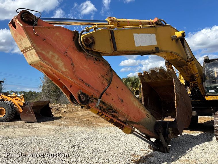 image for item DU0385 2004 John Deere 800C excavator