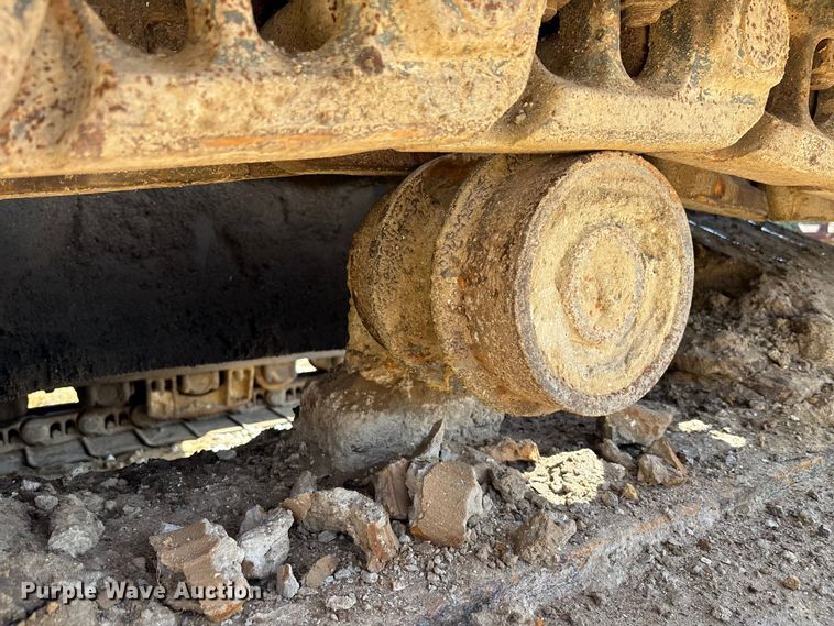 image for item DU0385 2004 John Deere 800C excavator