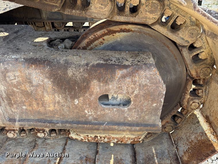 image for item DU0385 2004 John Deere 800C excavator