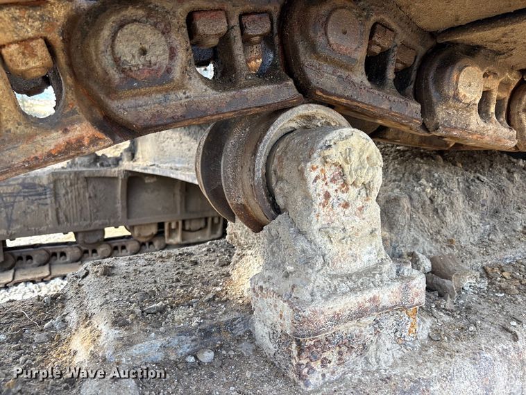 image for item DU0385 2004 John Deere 800C excavator