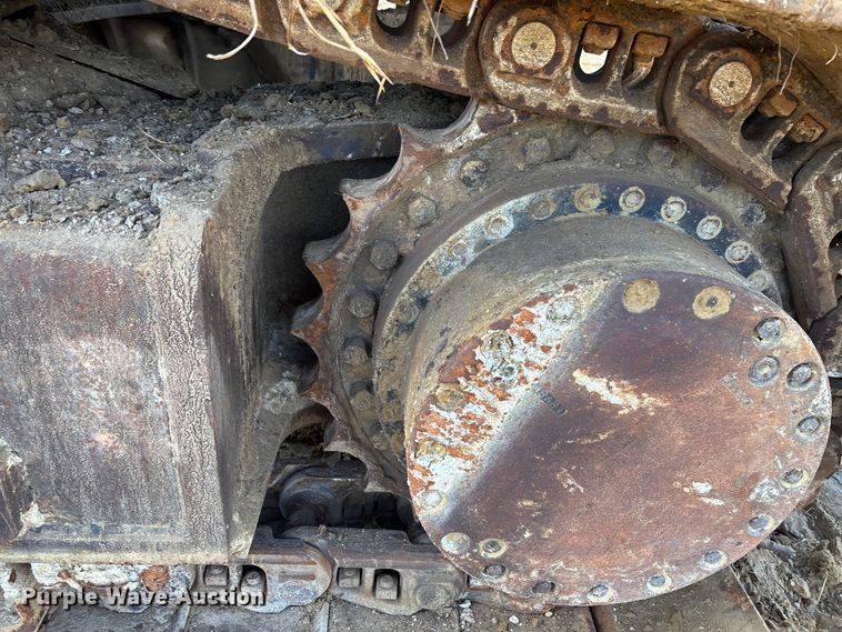 image for item DU0385 2004 John Deere 800C excavator