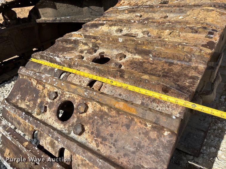 image for item DU0385 2004 John Deere 800C excavator