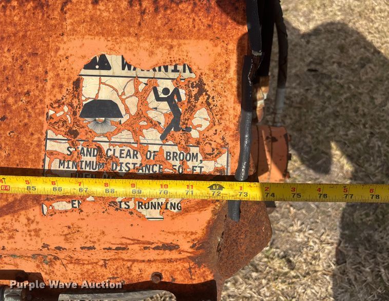 image for item DU0390 LAY MOR 6HC broom