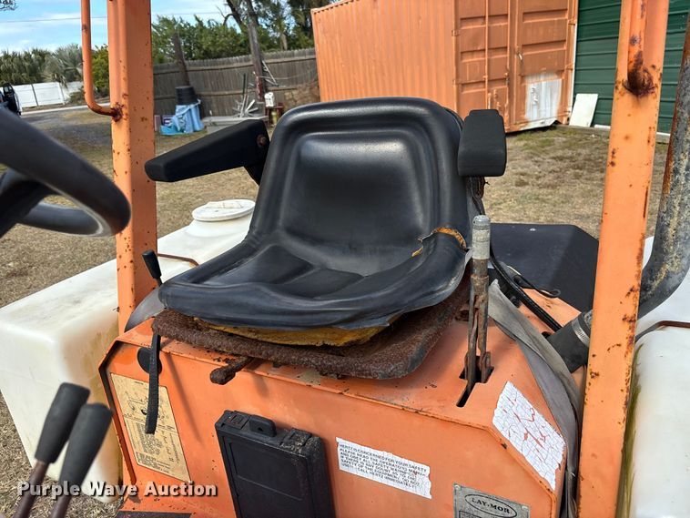 image for item DU0390 LAY MOR 6HC broom