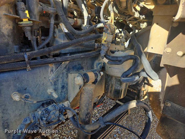 image for item DU2695 2015 Kenworth T800 dump truck