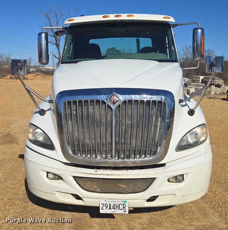 image for item DU2696 2014 International Prostar+ 122 semi truck