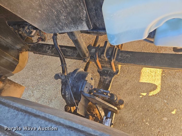 image for item DU2696 2014 International Prostar+ 122 semi truck