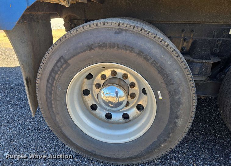 image for item DU2698 2017 Kenworth T370 dump truck