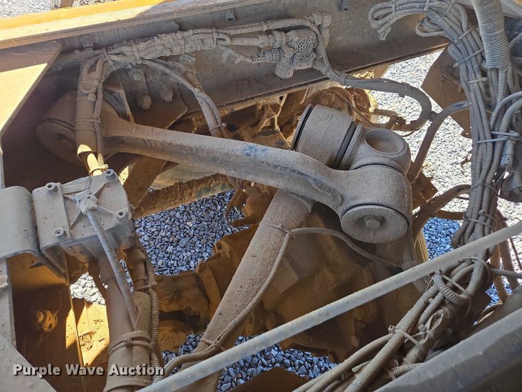 image for item DU2699 2017 Kenworth T800 dump truck