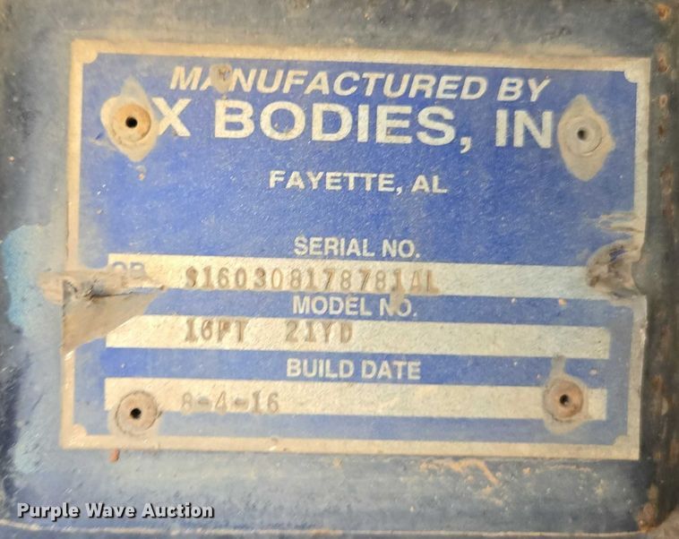 image for item DU2699 2017 Kenworth T800 dump truck