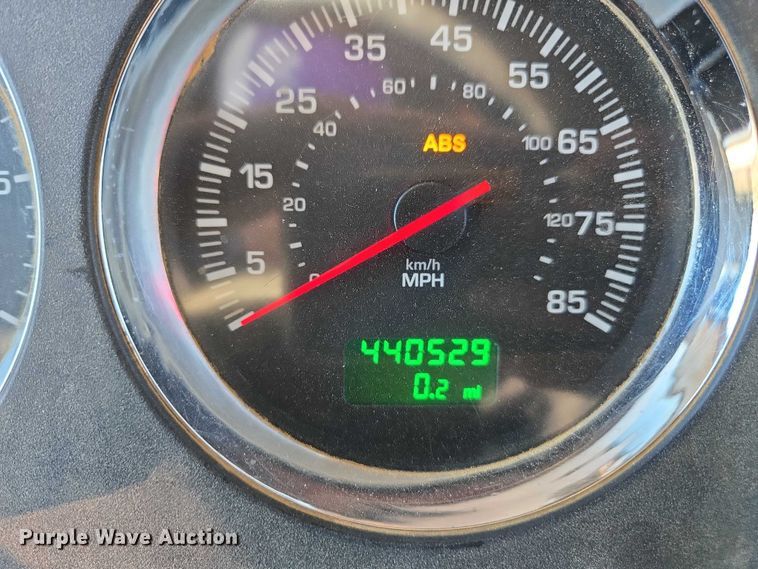 image for item DU2699 2017 Kenworth T800 dump truck