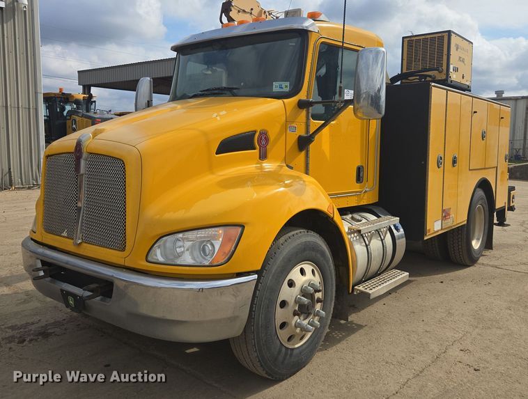 image for item DU2714 2014 Kenworth T270 utility / service truck