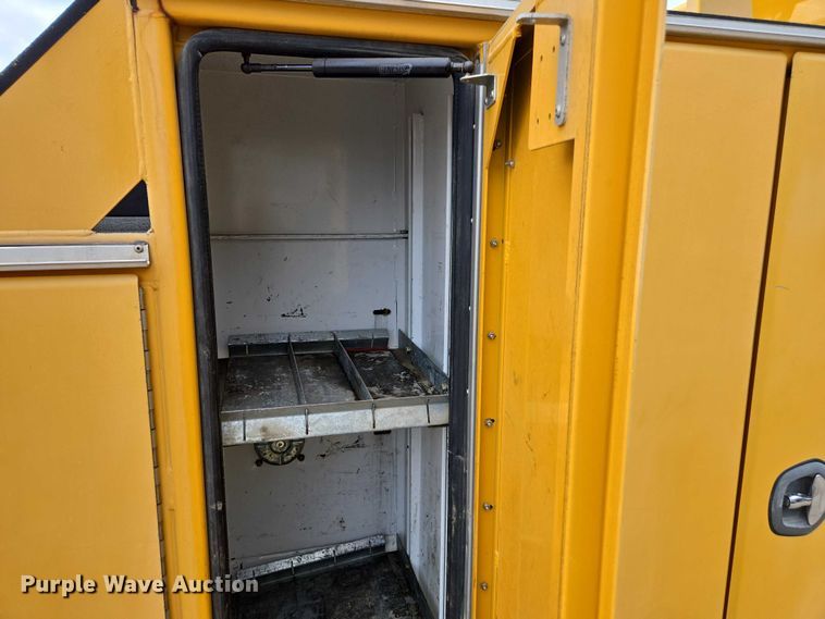 image for item DU2714 2014 Kenworth T270 utility / service truck