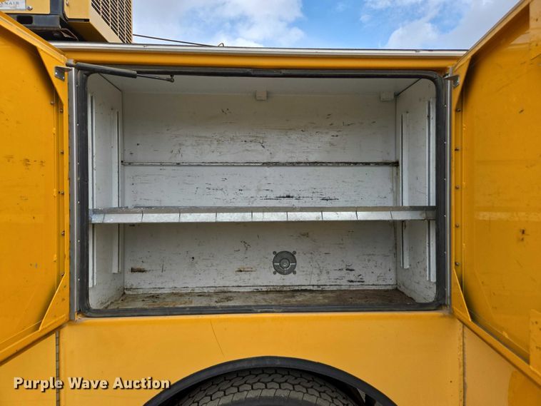 image for item DU2714 2014 Kenworth T270 utility / service truck