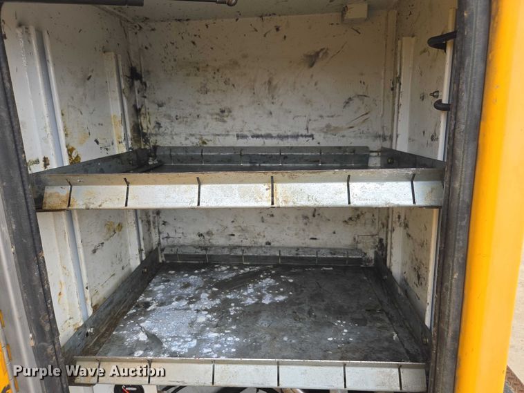 image for item DU2714 2014 Kenworth T270 utility / service truck