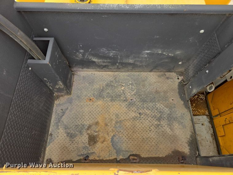 image for item DU2714 2014 Kenworth T270 utility / service truck