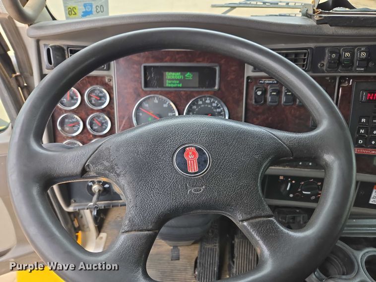 image for item DU2714 2014 Kenworth T270 utility / service truck