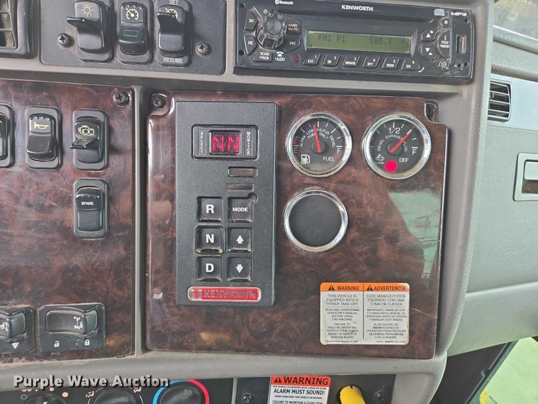 image for item DU2714 2014 Kenworth T270 utility / service truck